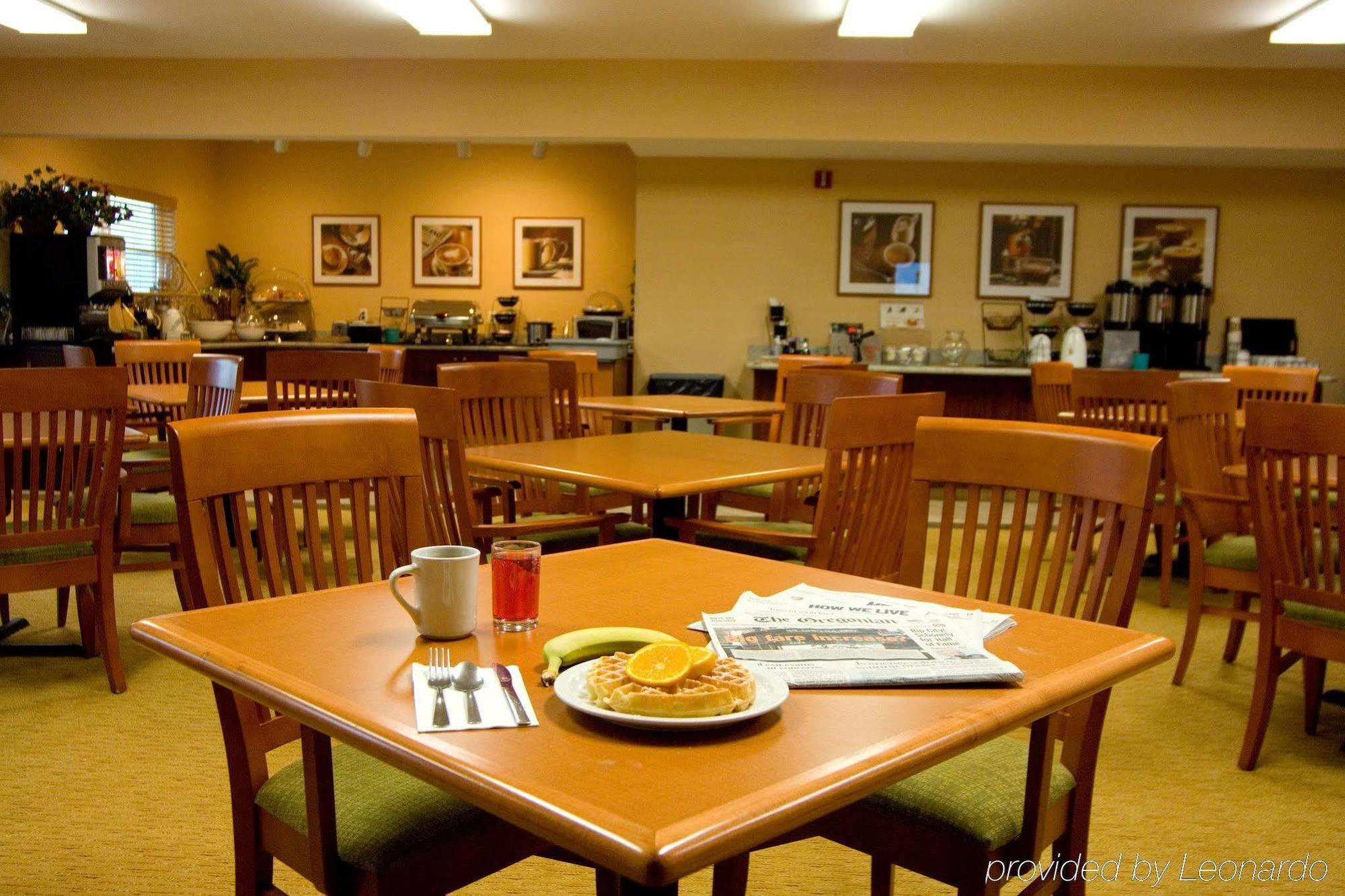 Doubletree By Hilton Vancouver Restaurant bilde
